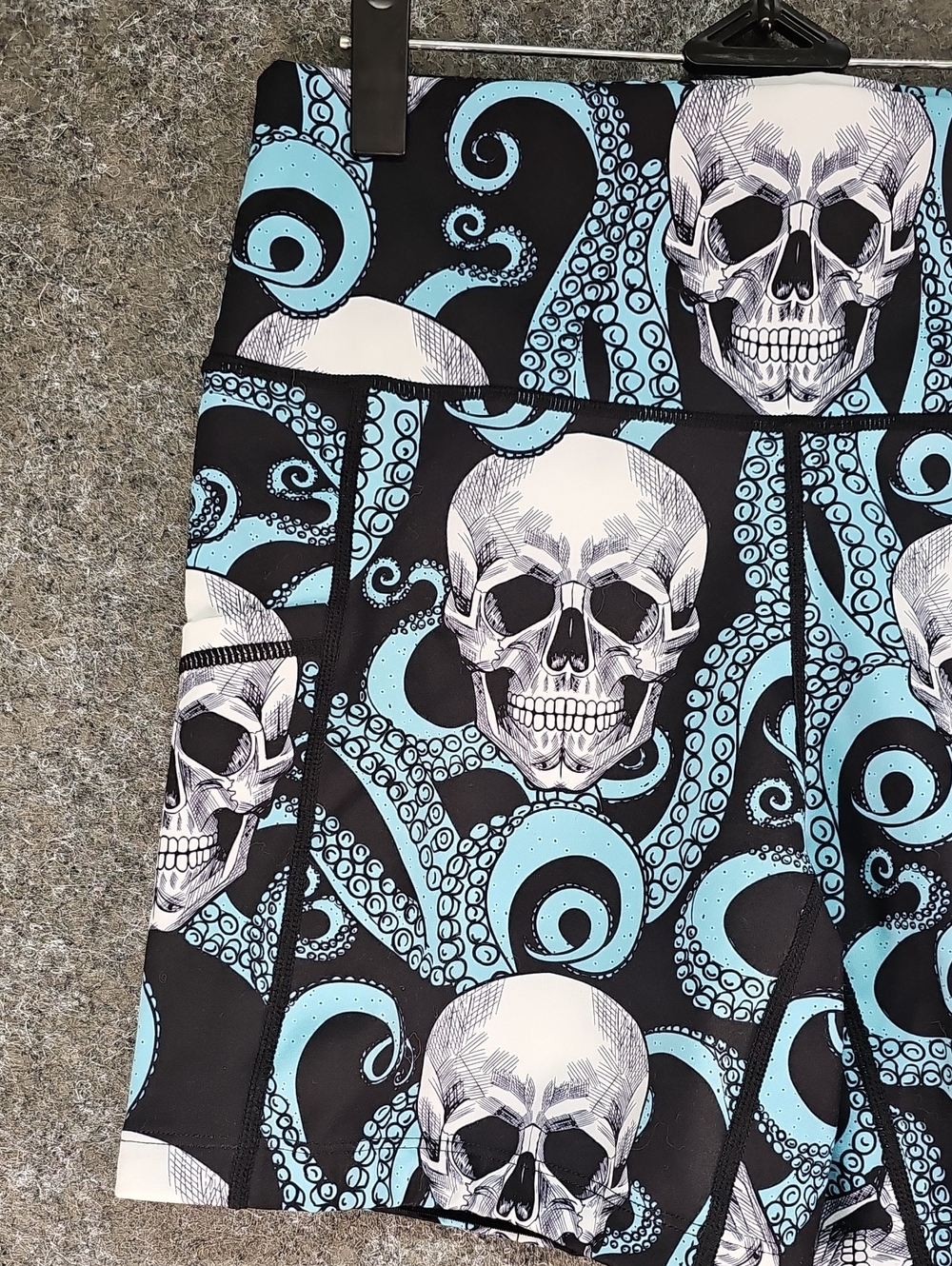 Constantly Varied Gear Kraken Skull, 5" Athletic Shorts, Black Aqua, Size Medium - Picture 2 of 5